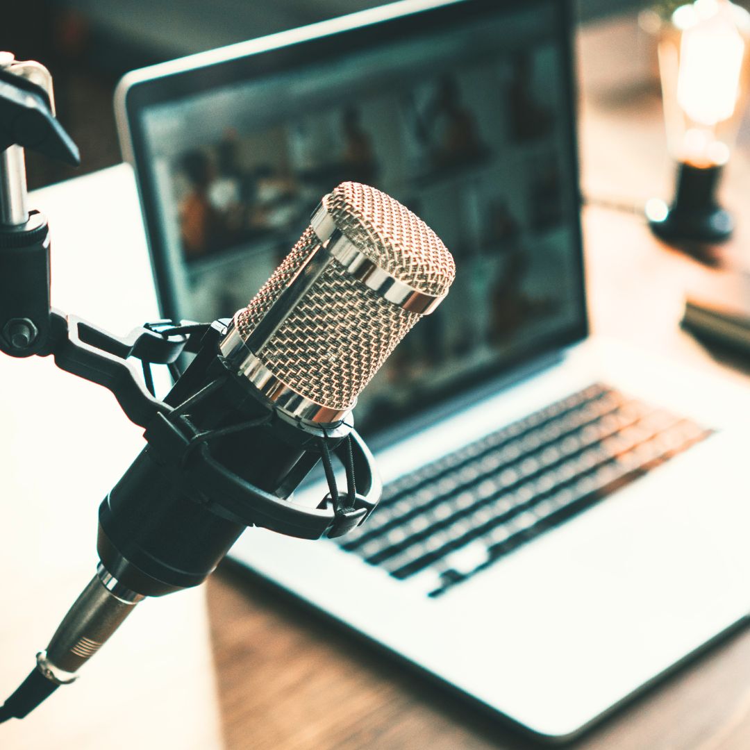 Dein Podcast starten: Tipps für Planung & Veröffentlichung